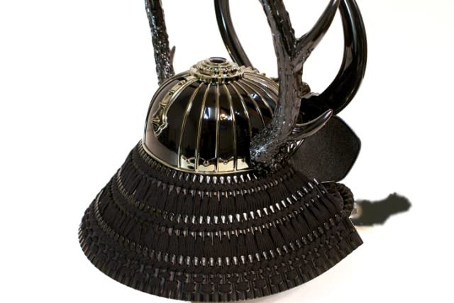 【展示品限り】五月人形　兜　鍬形　収納飾り　※閉店セール　S48 展示品限り】五月人形 兜 鍬形 収納飾り ※閉店セール S40 - メルカリ